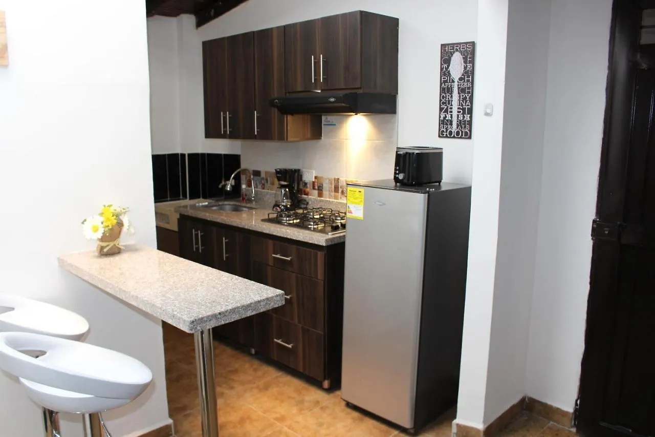 Casa Estadio Medellin ! Apartamentos Renovados En Excelente Ubicacion Laureles Estadio