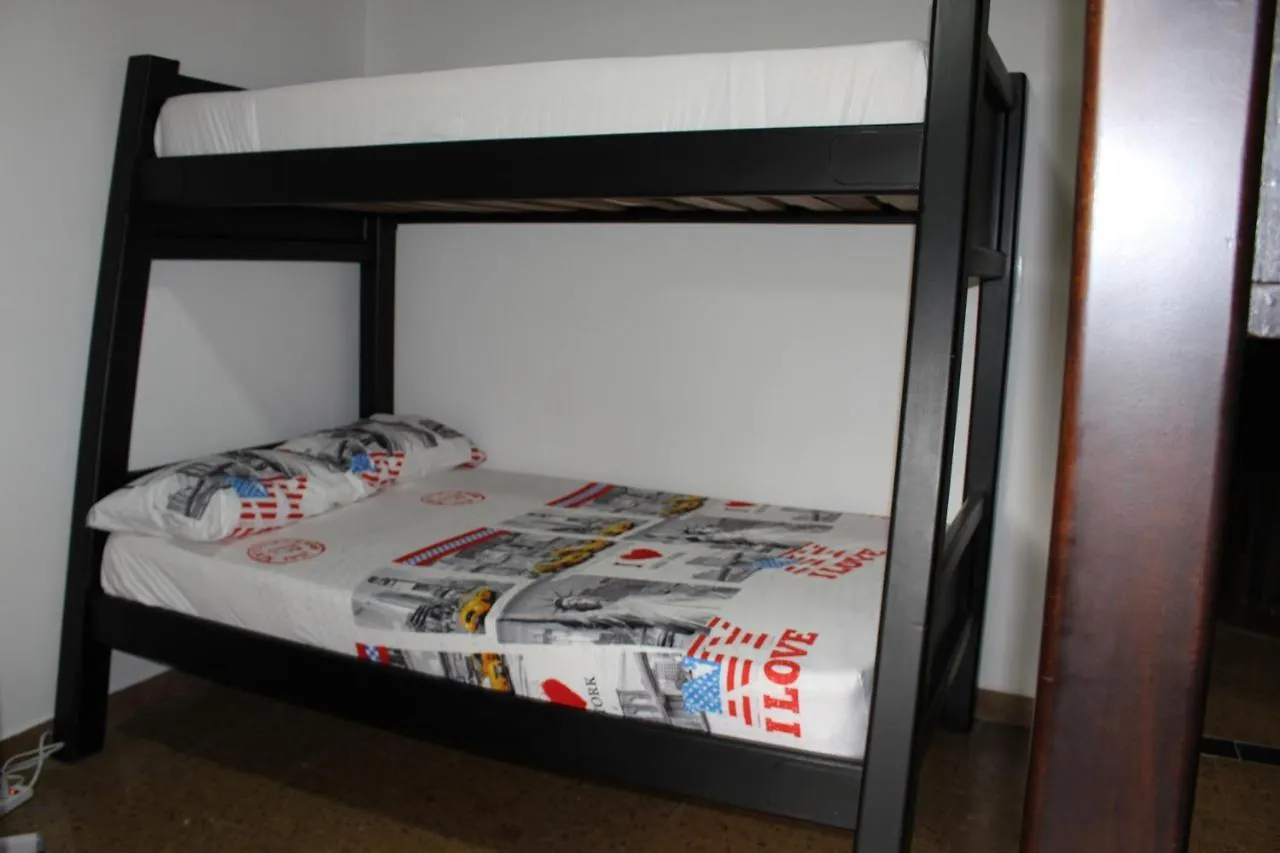 Casa Estadio Medellin ! Apartamentos Renovados En Excelente Ubicacion Laureles Estadio 0*,